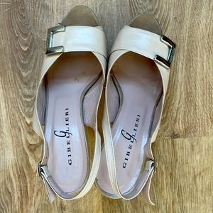 Open toe, open hill GibelIieri Italian made platform shoes size 7